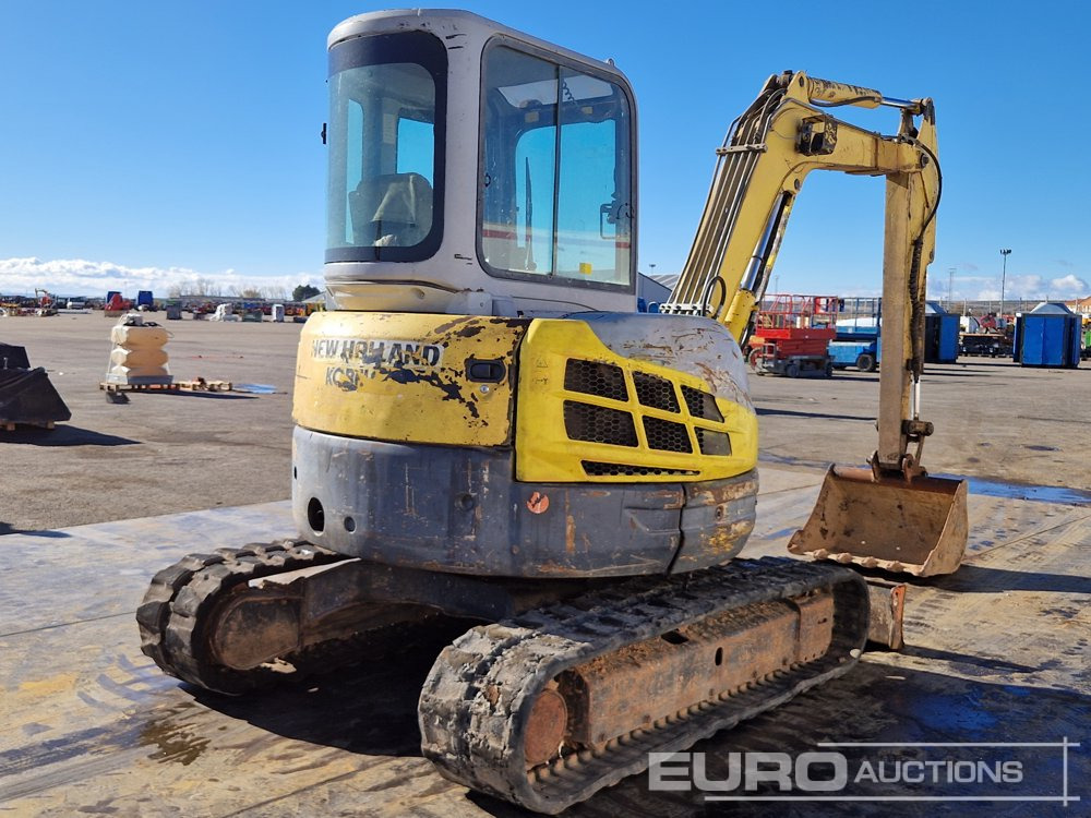 New Holland E50SR-2 - حفارة مُصَّغرة: صورة 5 New Holland E50SR-2 - حفارة مُصَّغرة: صورة 5