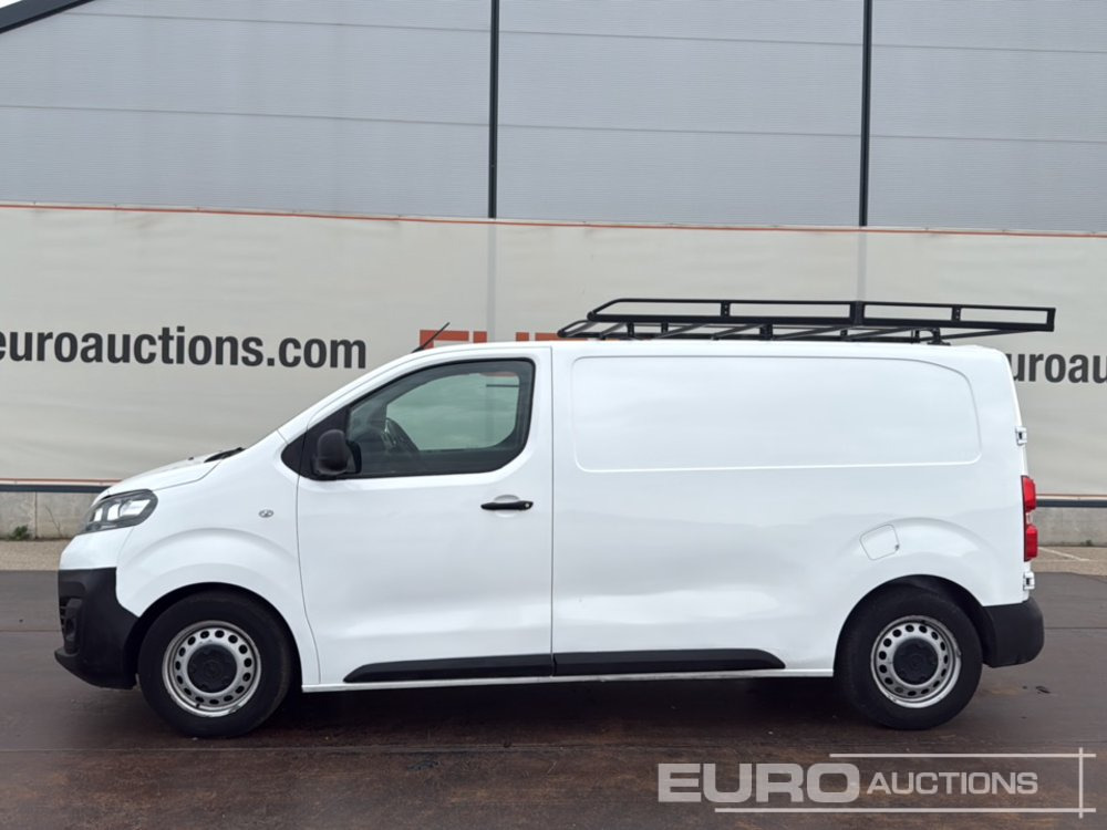 Opel Vivaro - شاحنة التوصيل: صورة 2 Opel Vivaro - شاحنة التوصيل: صورة 2