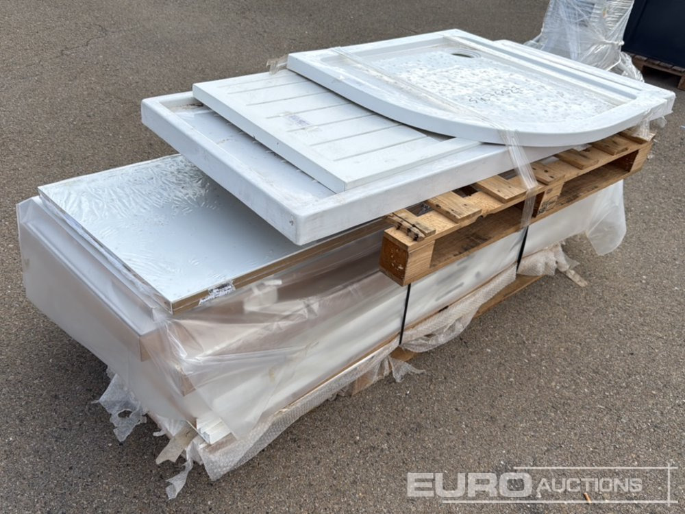 Pallet of House Remodeling Items (2 of) - معدات البناء: صورة 1 Pallet of House Remodeling Items (2 of) - معدات البناء: صورة 1