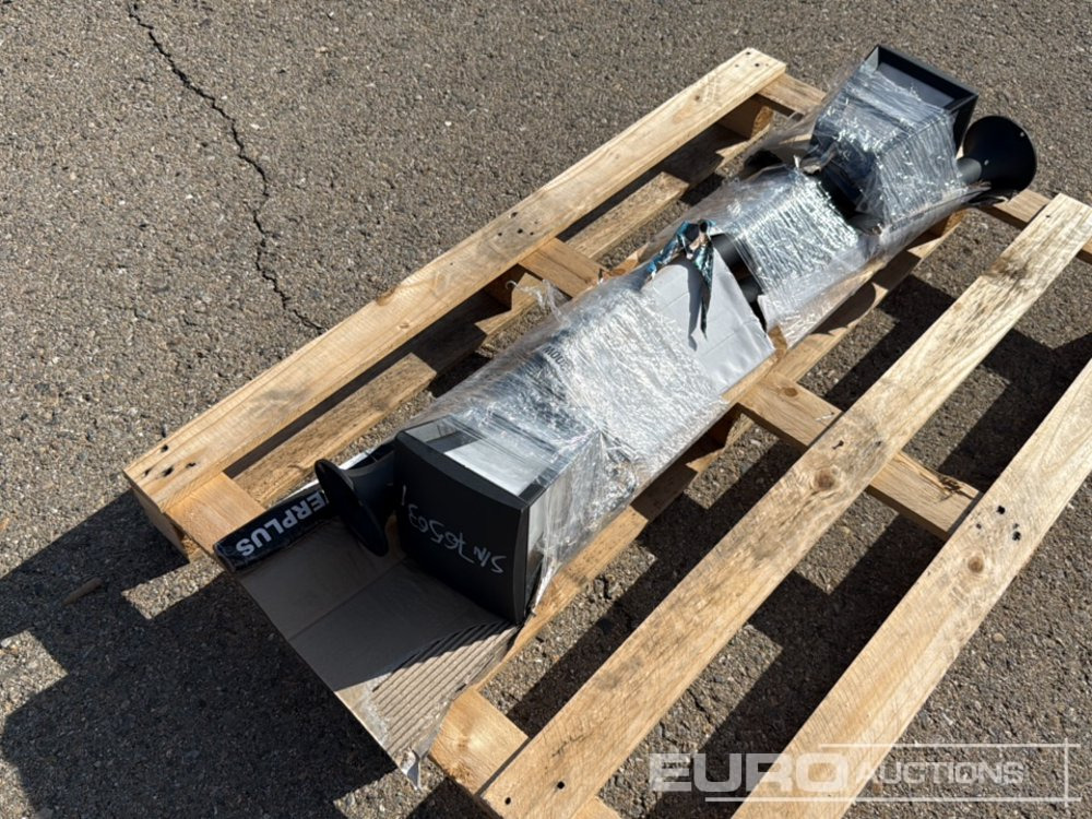 معدات البناء Pallet of Various Folding Camping Chair (2 of), Portable Ligth (2 of): صورة 6