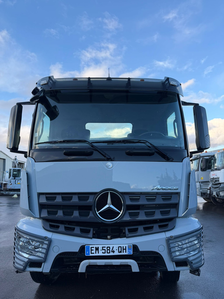 Camion porteur bi-benne EM-584-QH - شاحنة قلاب: صورة 1 Camion porteur bi-benne EM-584-QH - شاحنة قلاب: صورة 1