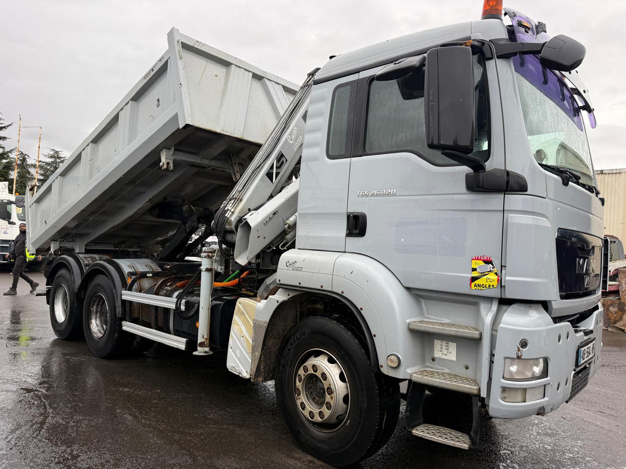 Camion porteur grue bi-benne MAN TGS 26.320 AB-504-HR - شاحنة قلاب, شاحنة كرين: صورة 5 Camion porteur grue bi-benne MAN TGS 26.320 AB-504-HR - شاحنة قلاب, شاحنة كرين: صورة 5