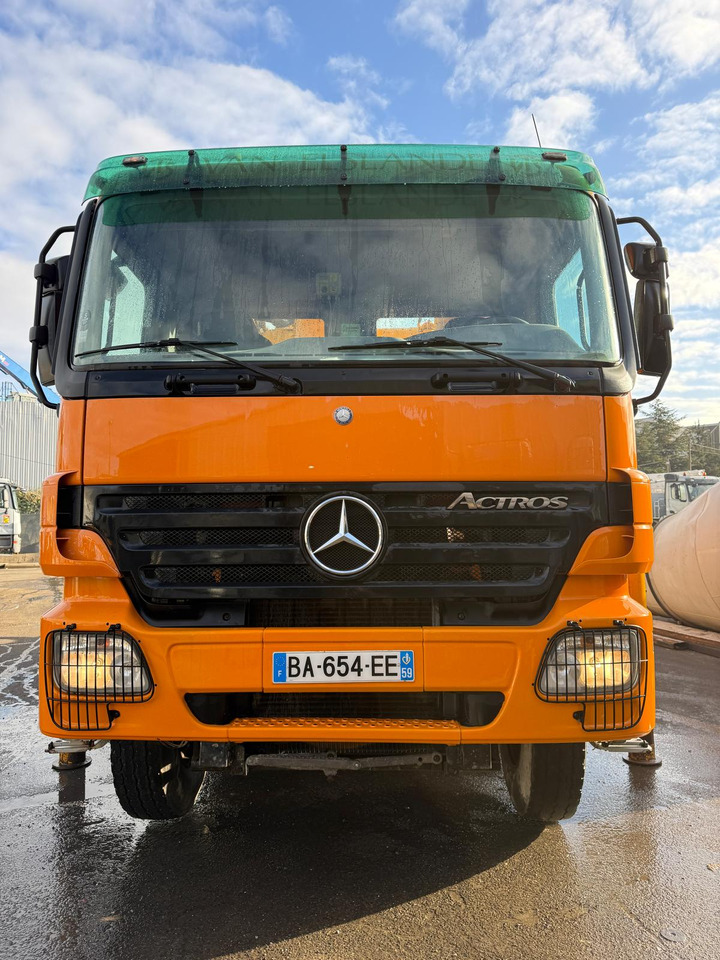 Camion pumi Mercedes Benz Actros 3241 BA-654-EE - مضخة خرسانة: صورة 1 Camion pumi Mercedes Benz Actros 3241 BA-654-EE - مضخة خرسانة: صورة 1