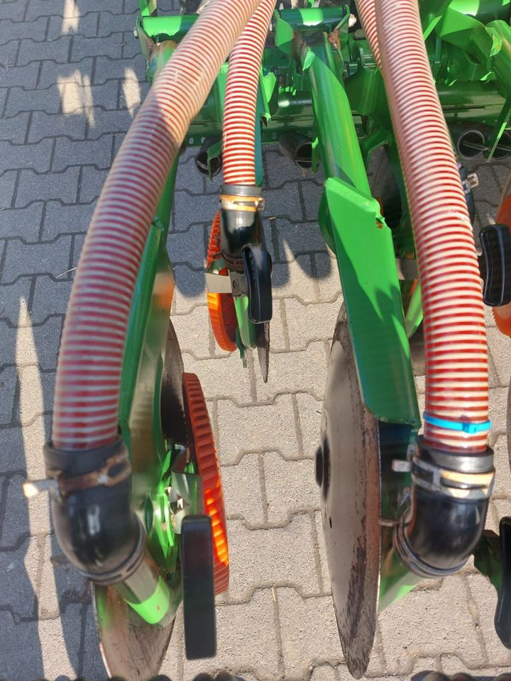 Amazone Cirrus 3003 compact - آلة البذر: صورة 4 Amazone Cirrus 3003 compact - آلة البذر: صورة 4