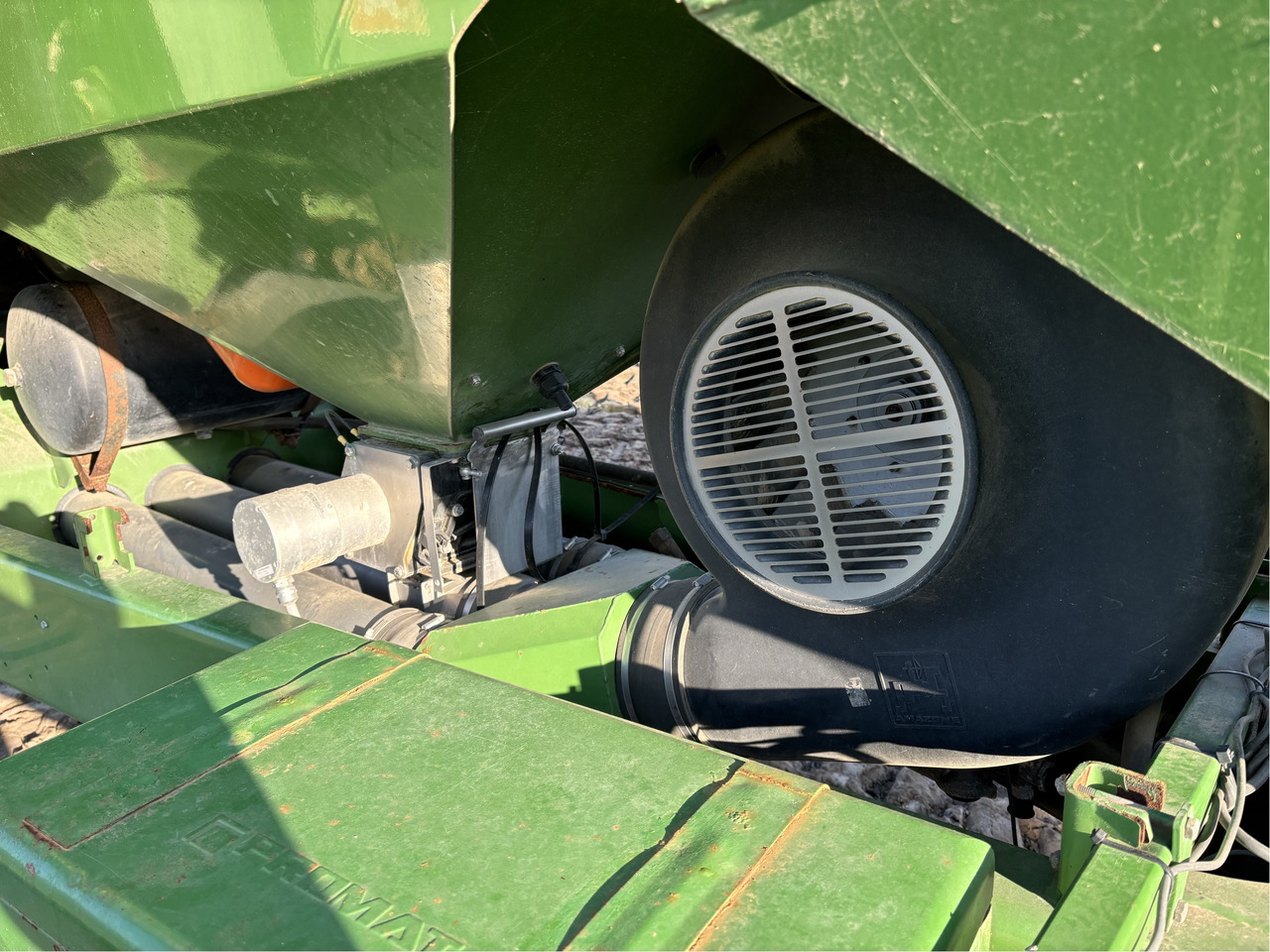 Amazone EDX 6000-T - آلة البذر: صورة 3 Amazone EDX 6000-T - آلة البذر: صورة 3