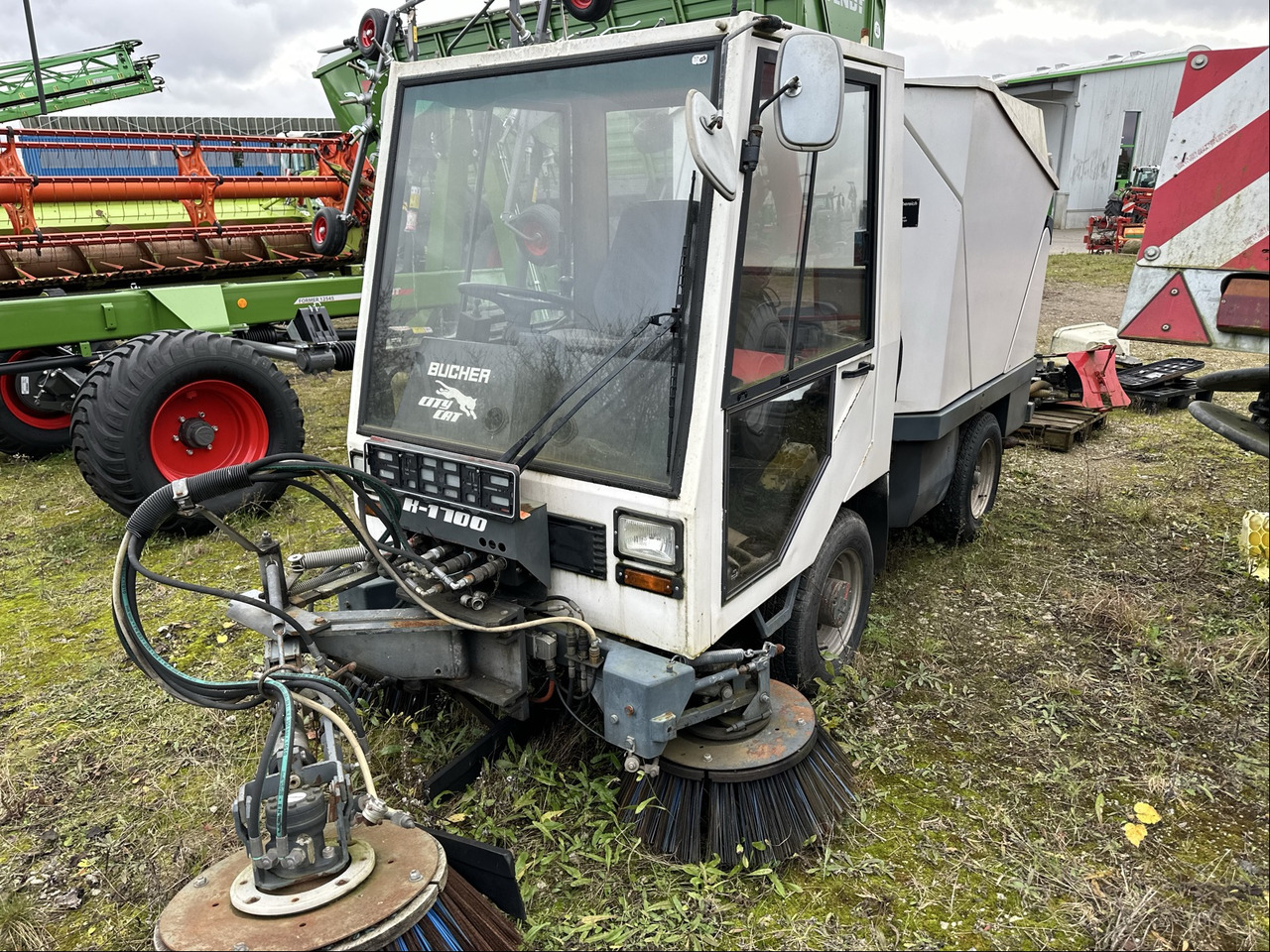 Bucher CityCat K1700 Kehrmasch - جزازة العشب: صورة 1 Bucher CityCat K1700 Kehrmasch - جزازة العشب: صورة 1