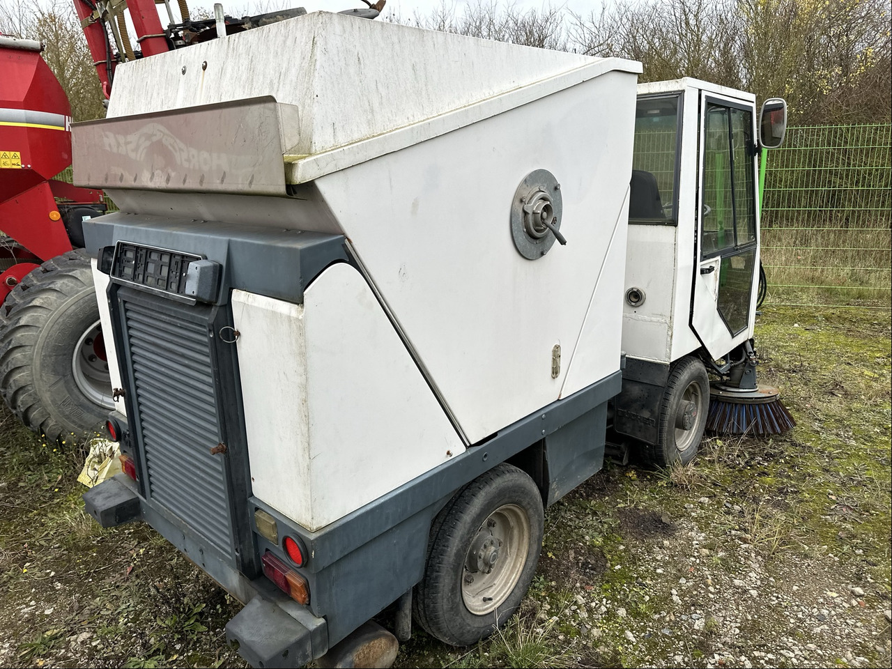 Bucher CityCat K1700 Kehrmasch - جزازة العشب: صورة 3 Bucher CityCat K1700 Kehrmasch - جزازة العشب: صورة 3