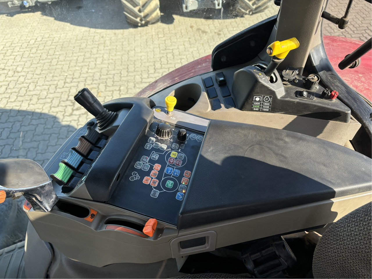 Case IH 175 Puma - جرار: صورة 2 Case IH 175 Puma - جرار: صورة 2