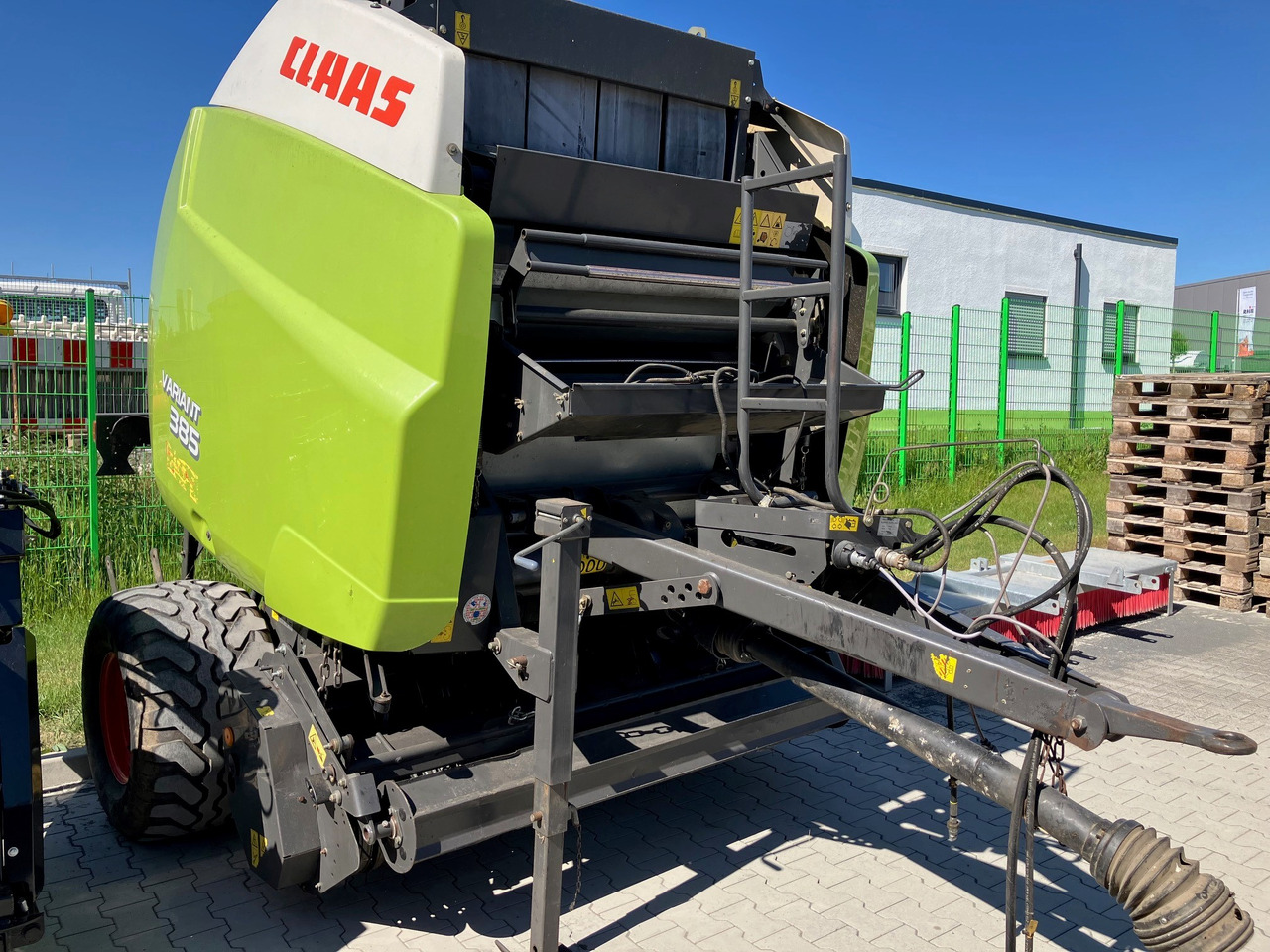 Claas 385 RC - معدات تيبيس التبن: صورة 4 Claas 385 RC - معدات تيبيس التبن: صورة 4