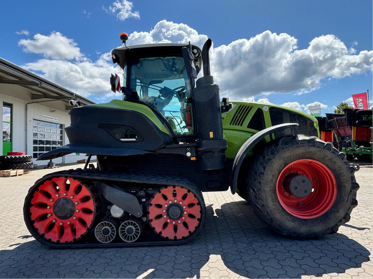جرار Claas Axion 960 TerraTrac: صورة 9
