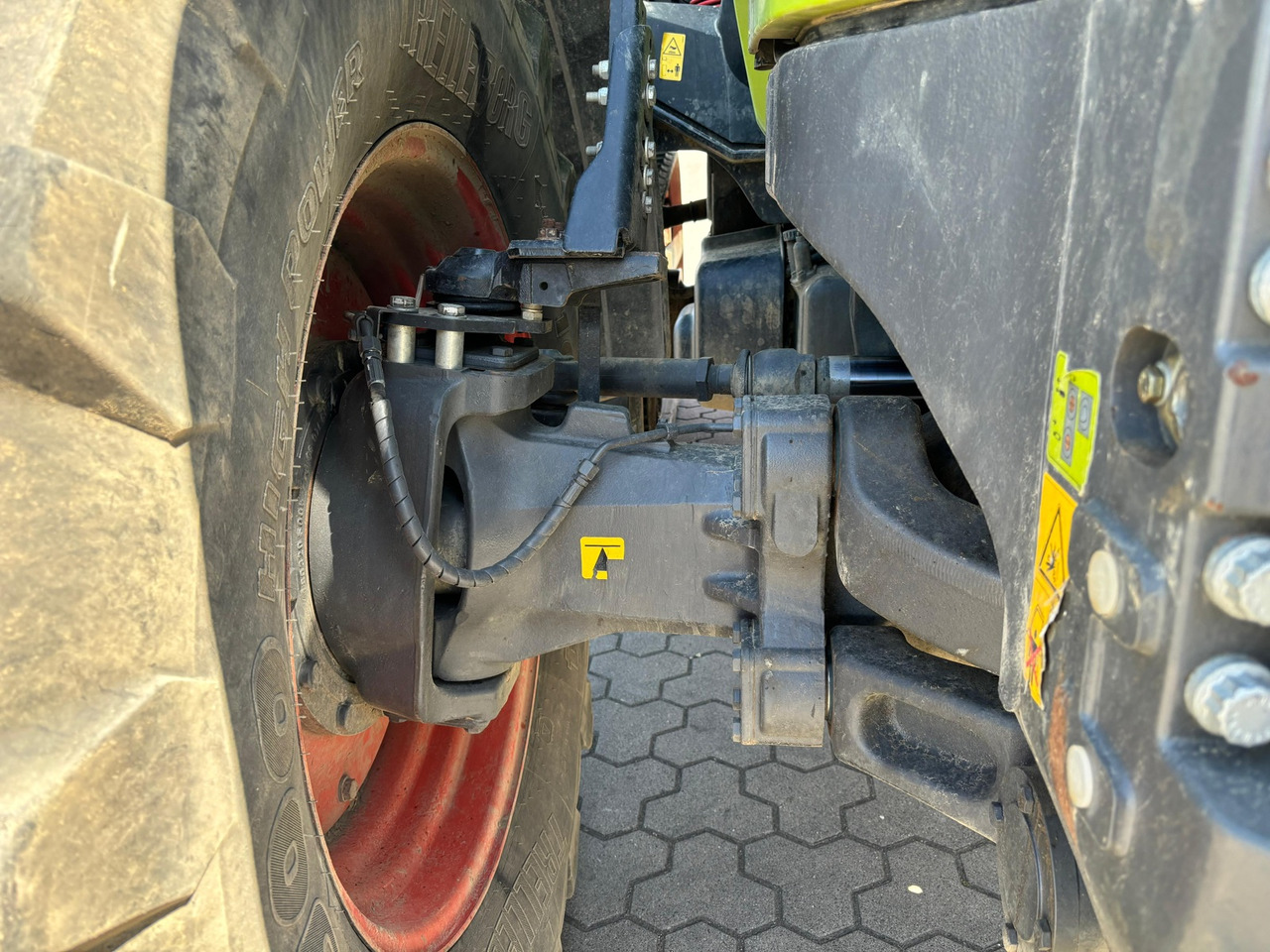 Claas Axion 960 TerraTrac - جرار: صورة 4 Claas Axion 960 TerraTrac - جرار: صورة 4