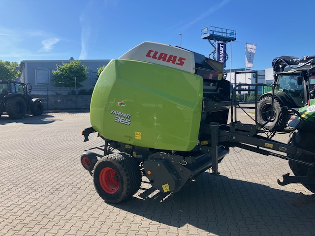 Claas Variant 365 - معدات تيبيس التبن: صورة 5 Claas Variant 365 - معدات تيبيس التبن: صورة 5