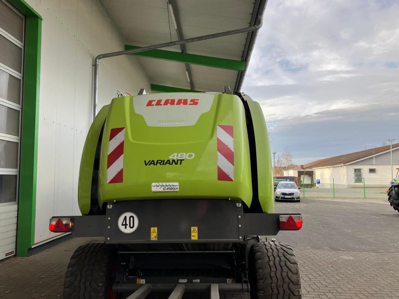Claas Variant 480 RC - معدات تيبيس التبن: صورة 5 Claas Variant 480 RC - معدات تيبيس التبن: صورة 5