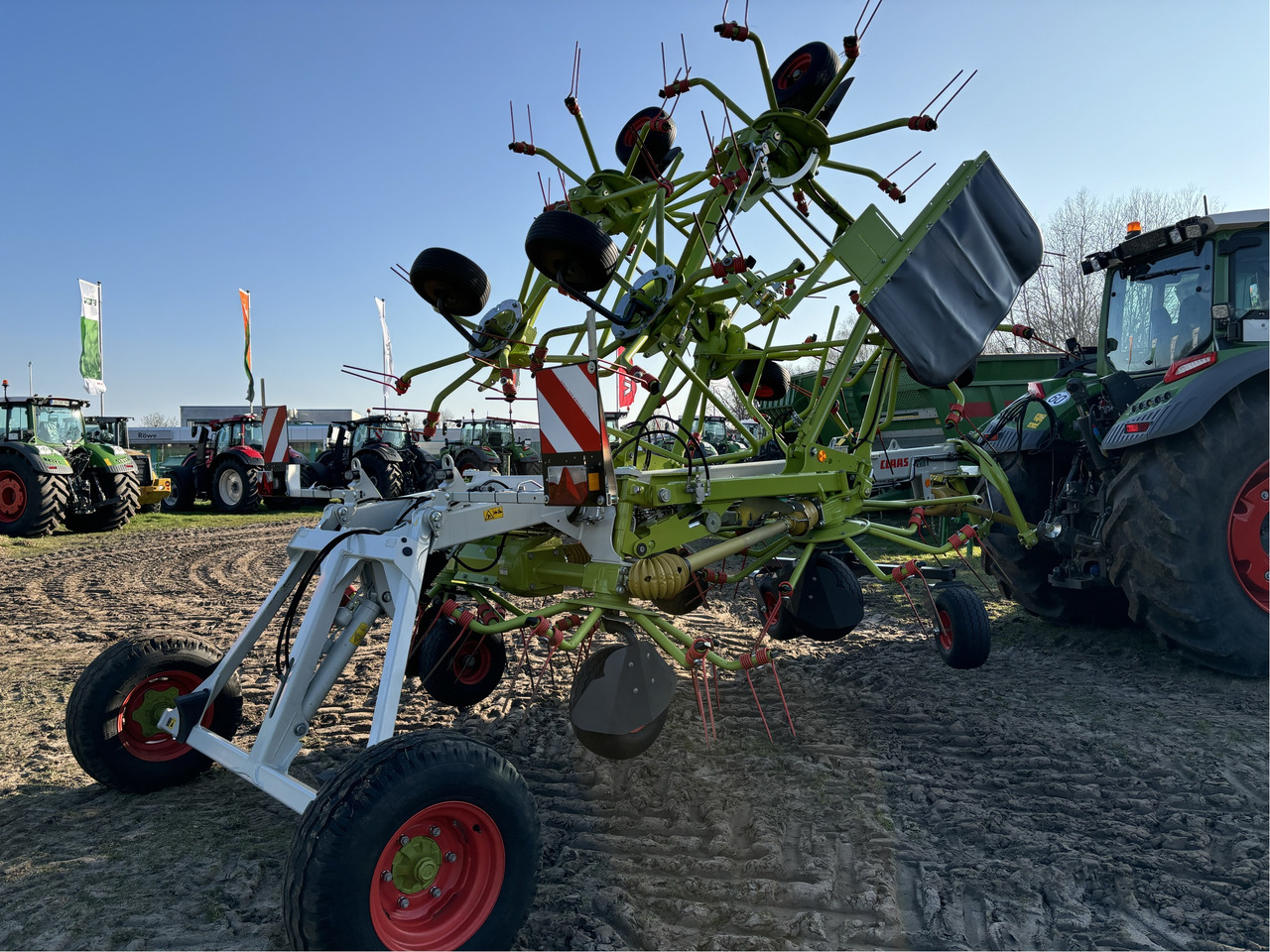 Claas Volto 1300 Wender - آلة تيبيس العشب/ آلة جمع العشب: صورة 3 Claas Volto 1300 Wender - آلة تيبيس العشب/ آلة جمع العشب: صورة 3