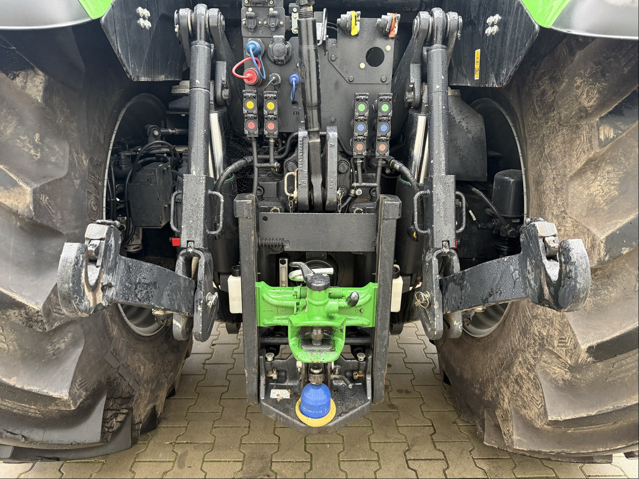 Deutz-Fahr Agrotron 7250 TTV - جرار: صورة 3 Deutz-Fahr Agrotron 7250 TTV - جرار: صورة 3