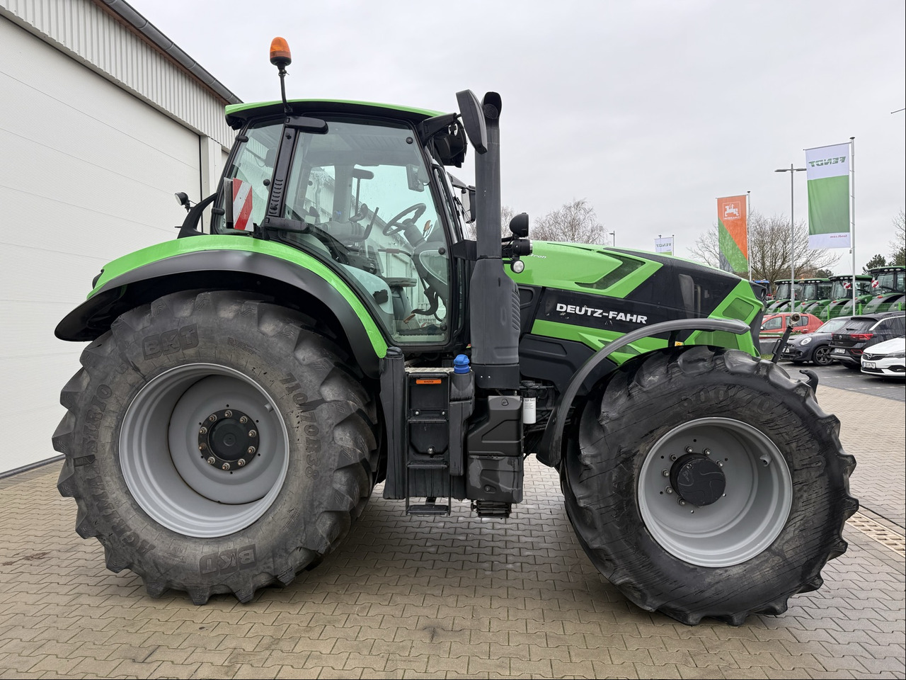 Deutz-Fahr Agrotron 7250 TTV - جرار: صورة 5 Deutz-Fahr Agrotron 7250 TTV - جرار: صورة 5