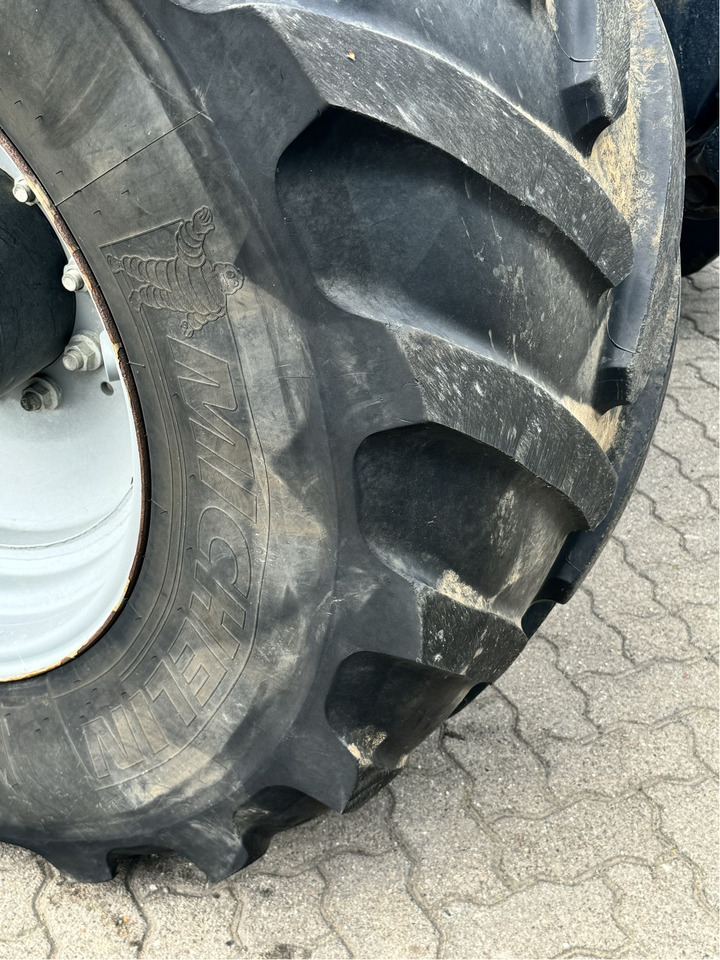 Deutz-Fahr Agrotron 7250 TTV - جرار: صورة 4 Deutz-Fahr Agrotron 7250 TTV - جرار: صورة 4