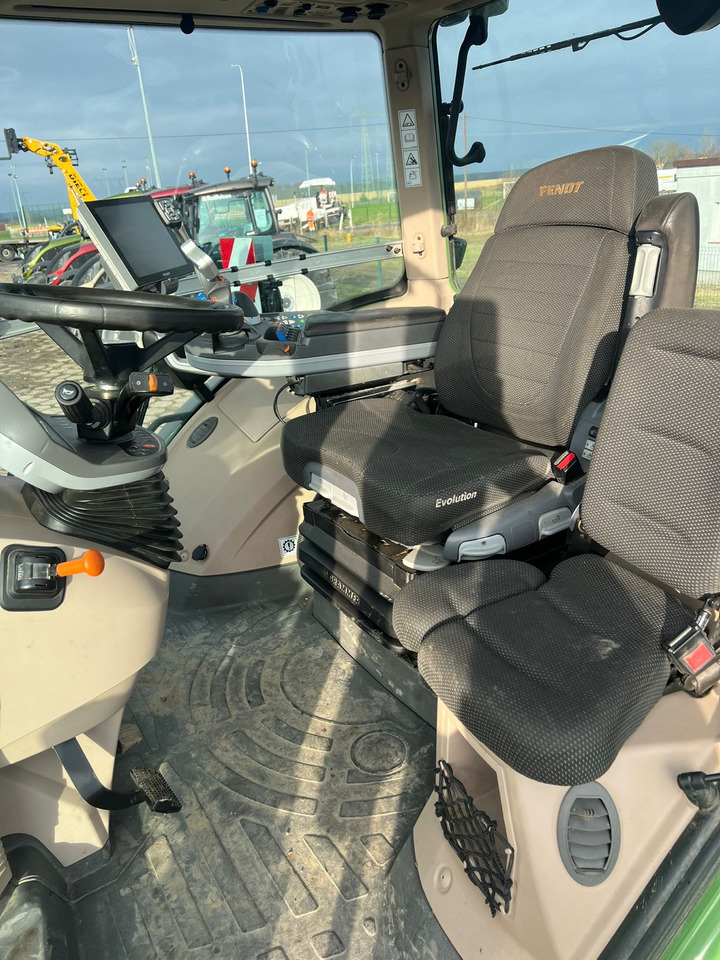 Fendt 1046 Vario Gen2 ProfiPlus - جرار: صورة 2 Fendt 1046 Vario Gen2 ProfiPlus - جرار: صورة 2