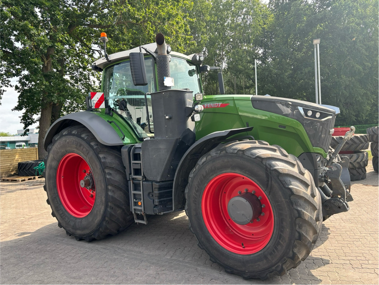 Fendt 1050 Vario Gen3 Profi - جرار: صورة 1 Fendt 1050 Vario Gen3 Profi - جرار: صورة 1
