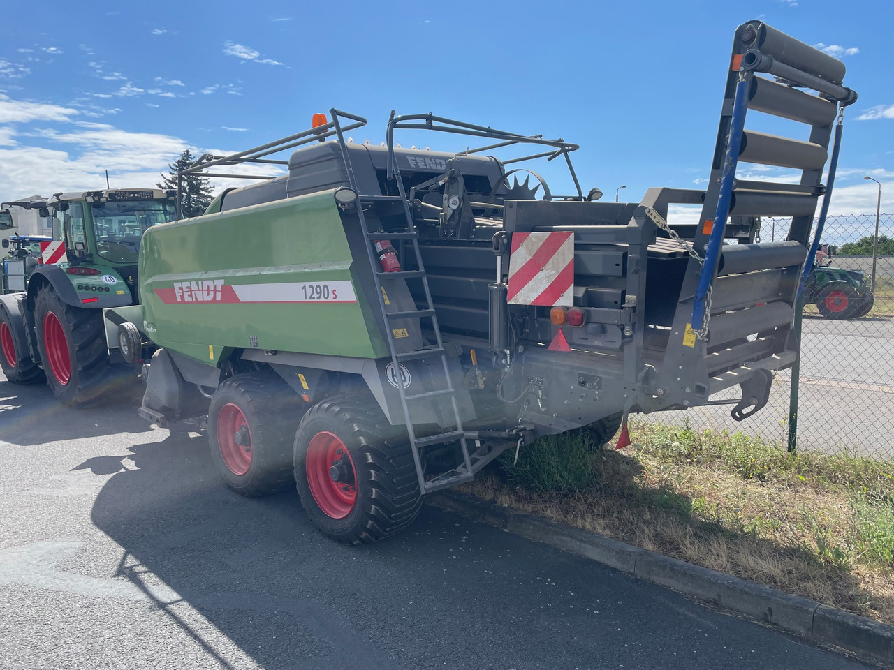 Fendt 1290 Quaderballenpresse - مكبس البالات المستطيله: صورة 5 Fendt 1290 Quaderballenpresse - مكبس البالات المستطيله: صورة 5