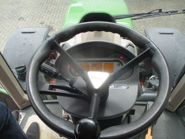 Fendt 313 Vario S4 ProfiPlus - جرار: صورة 2 Fendt 313 Vario S4 ProfiPlus - جرار: صورة 2
