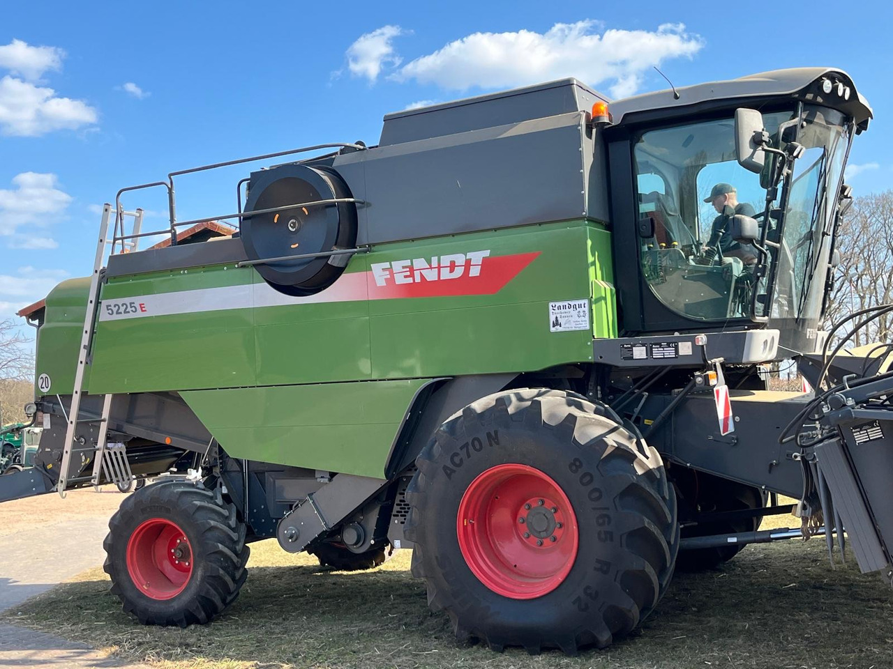 Fendt 5225 E 5,50m PowerFlow Schneiwerk - حصادة موحَّدة: صورة 5 Fendt 5225 E 5,50m PowerFlow Schneiwerk - حصادة موحَّدة: صورة 5