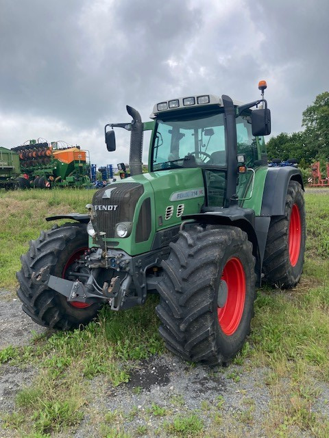 Fendt 714 - جرار: صورة 1 Fendt 714 - جرار: صورة 1