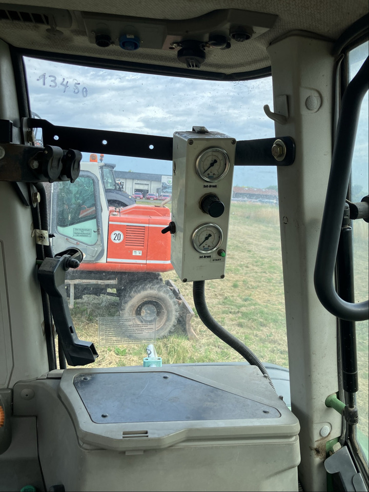 Fendt 718 Com3 Vario TMS - جرار: صورة 2 Fendt 718 Com3 Vario TMS - جرار: صورة 2