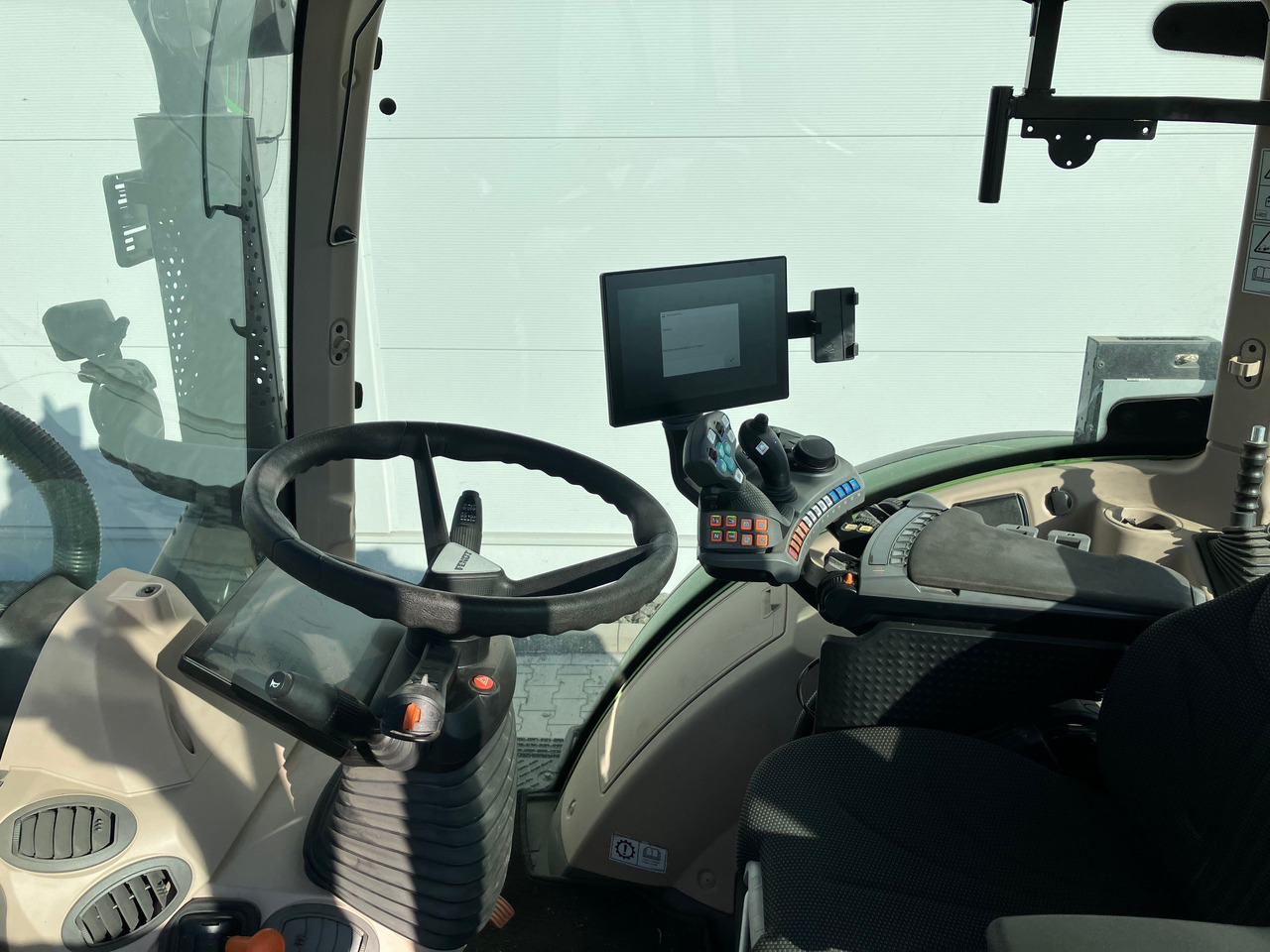 Fendt 718 Vario Gen6 Power Setting2 - جرار: صورة 2 Fendt 718 Vario Gen6 Power Setting2 - جرار: صورة 2