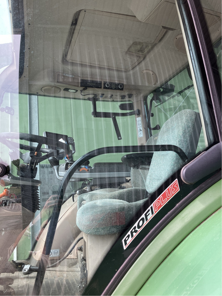 Fendt 718 Vario Profi Plus - جرار: صورة 2 Fendt 718 Vario Profi Plus - جرار: صورة 2