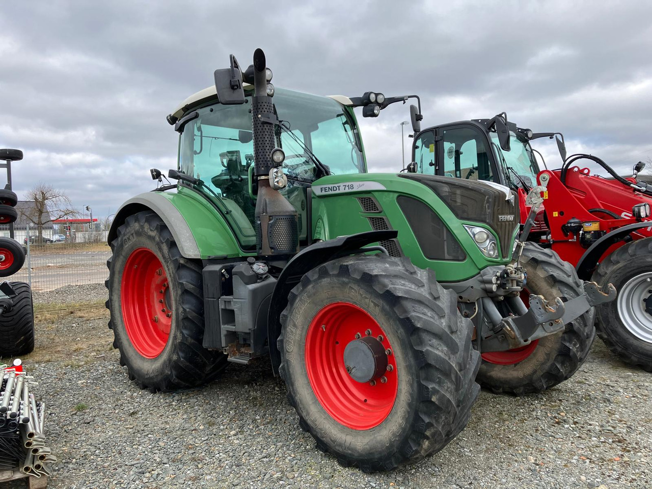Fendt 718 Vario Profi - جرار: صورة 1 Fendt 718 Vario Profi - جرار: صورة 1