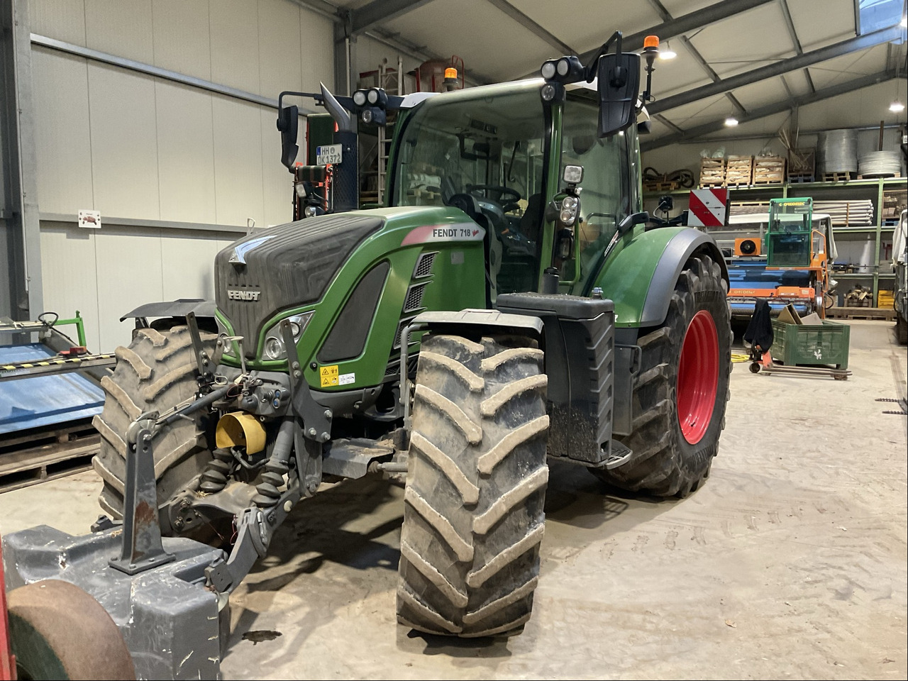 Fendt 718 Vario S4 ProfiPlus - جرار: صورة 1 Fendt 718 Vario S4 ProfiPlus - جرار: صورة 1