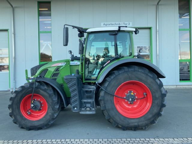 Fendt 720 Vario S4 Profi - جرار: صورة 1 Fendt 720 Vario S4 Profi - جرار: صورة 1