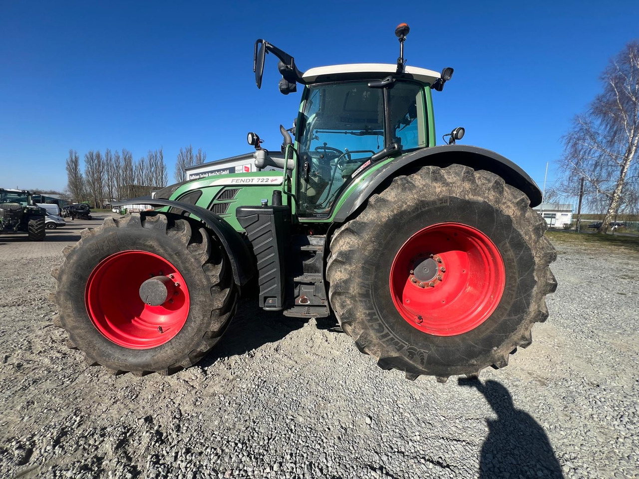 Fendt 722 - جرار: صورة 1 Fendt 722 - جرار: صورة 1