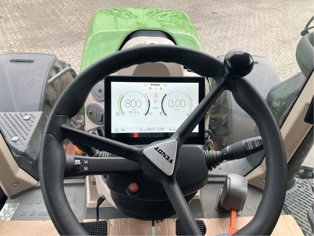 Fendt 724 Vario Gen6 Power Setting2 - جرار: صورة 4 Fendt 724 Vario Gen6 Power Setting2 - جرار: صورة 4