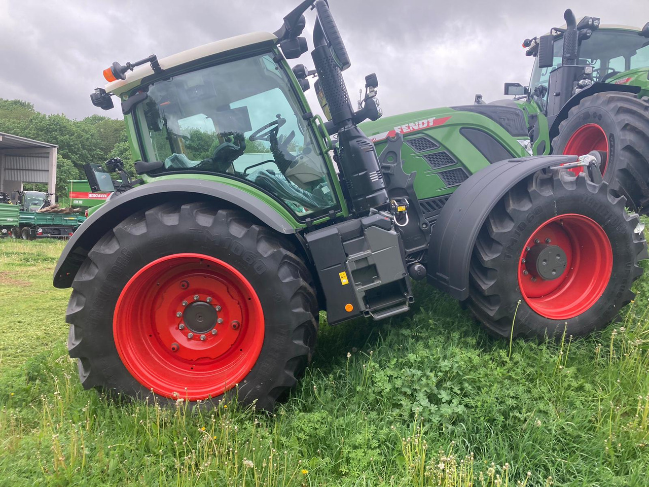 Fendt 724 Vario Gen6 Profi Setting2 - جرار: صورة 1 Fendt 724 Vario Gen6 Profi Setting2 - جرار: صورة 1