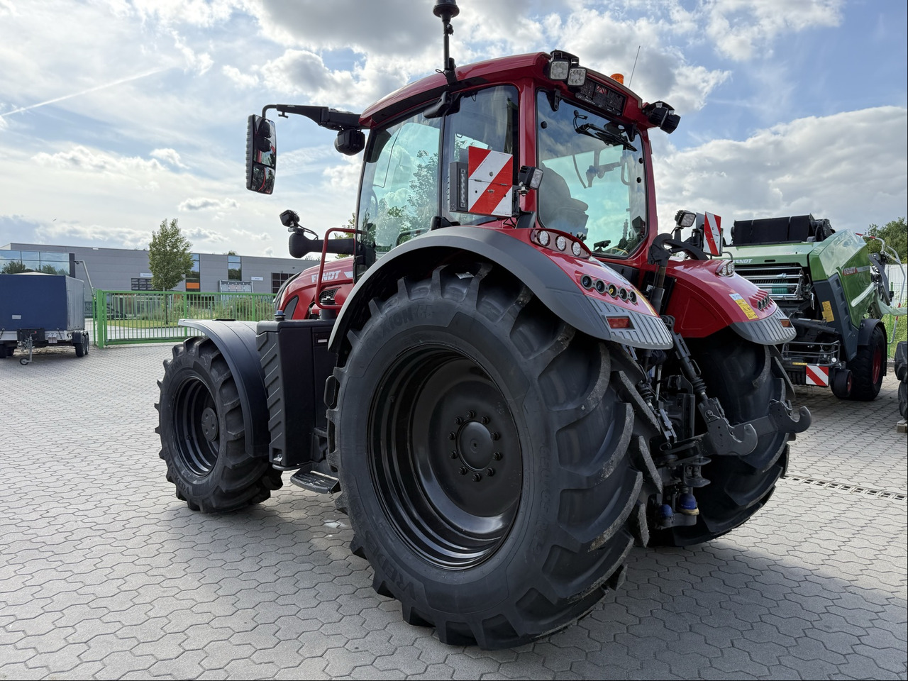 Fendt 724 Vario Gen6 ProfiPlus - جرار: صورة 4 Fendt 724 Vario Gen6 ProfiPlus - جرار: صورة 4