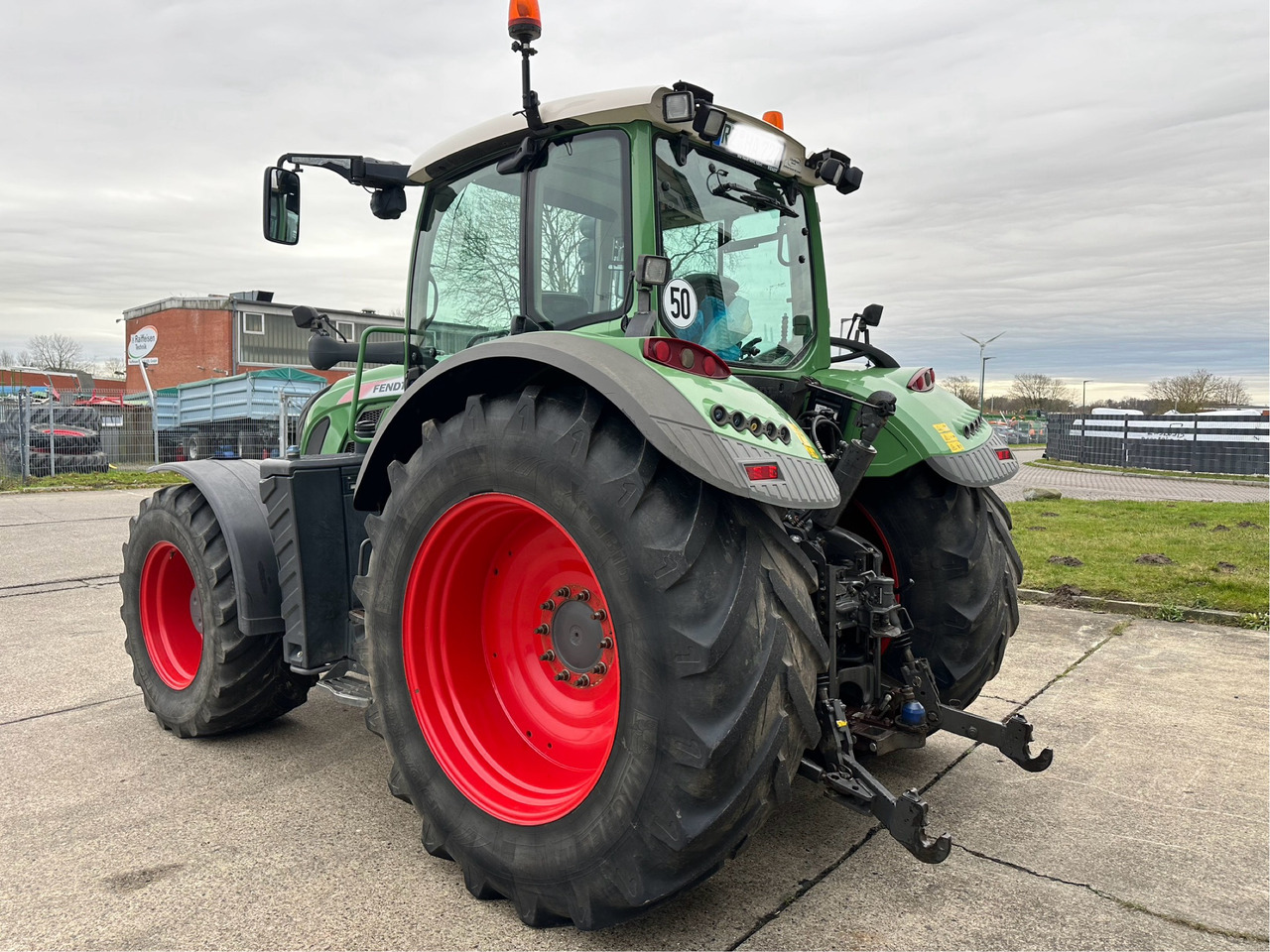 Fendt 724 Vario S4 ProfiPlus - جرار: صورة 2 Fendt 724 Vario S4 ProfiPlus - جرار: صورة 2