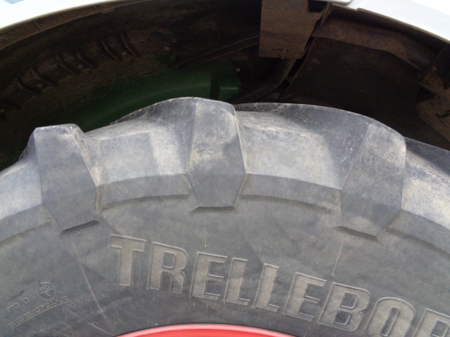 جرار Fendt 824 Vario S4 ProfiPlus: صورة 9