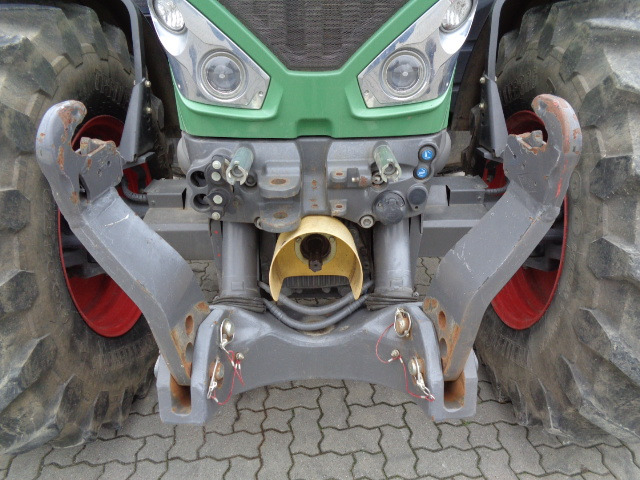 جرار Fendt 824 Vario S4 ProfiPlus: صورة 15