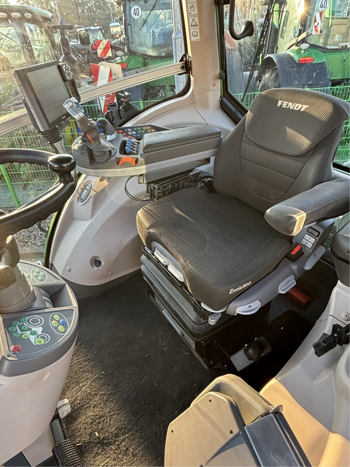 Fendt 826 Vario S4 ProfiPlus - جرار: صورة 4 Fendt 826 Vario S4 ProfiPlus - جرار: صورة 4