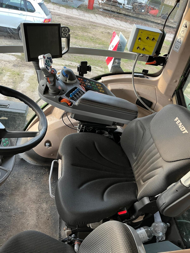 Fendt 828 Vario S4 ProfiPlus FL - جرار: صورة 3 Fendt 828 Vario S4 ProfiPlus FL - جرار: صورة 3