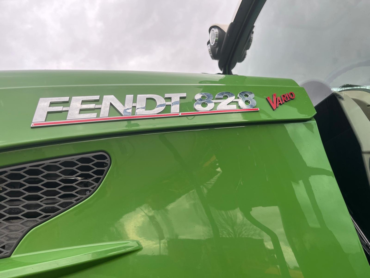 Fendt 828 Vario S4 ProfiPlus Garantie - جرار: صورة 3 Fendt 828 Vario S4 ProfiPlus Garantie - جرار: صورة 3