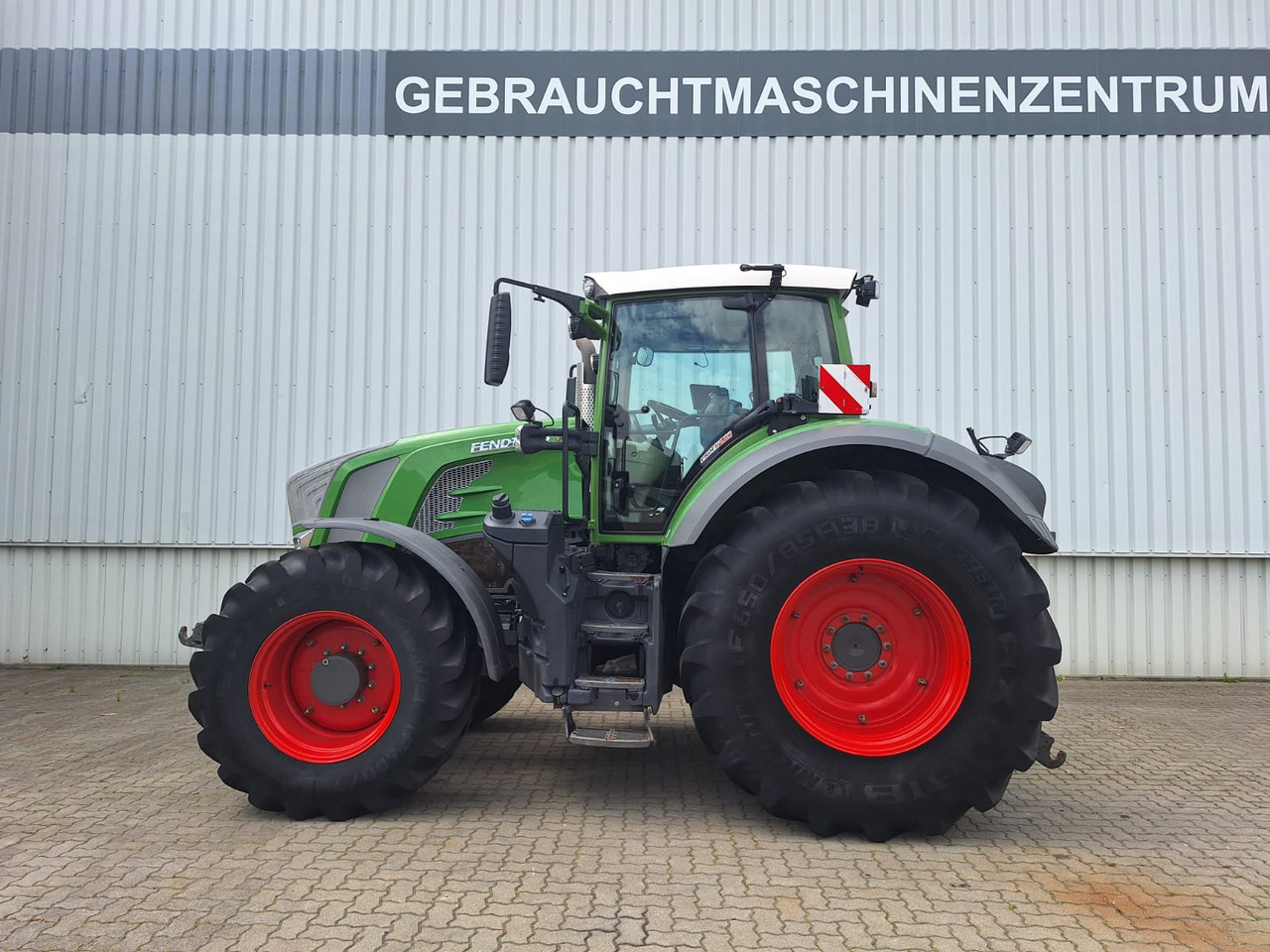 Fendt 828 Vario S4 ProfiPlus - جرار: صورة 1 Fendt 828 Vario S4 ProfiPlus - جرار: صورة 1