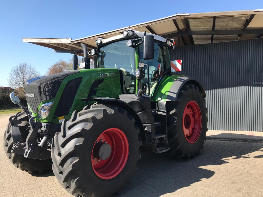Fendt 828 Vario S4 Profi - جرار: صورة 1 Fendt 828 Vario S4 Profi - جرار: صورة 1