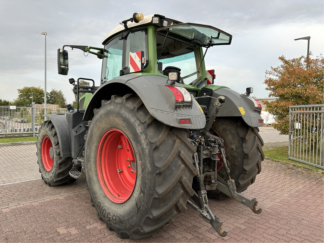 Fendt 828 Vario S4 - جرار: صورة 4 Fendt 828 Vario S4 - جرار: صورة 4