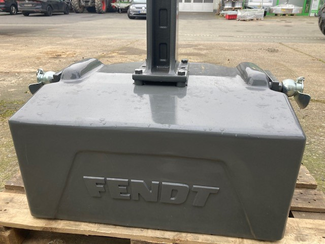 Fendt Belastungsgewicht 1250 kg - جرار: صورة 1 Fendt Belastungsgewicht 1250 kg - جرار: صورة 1
