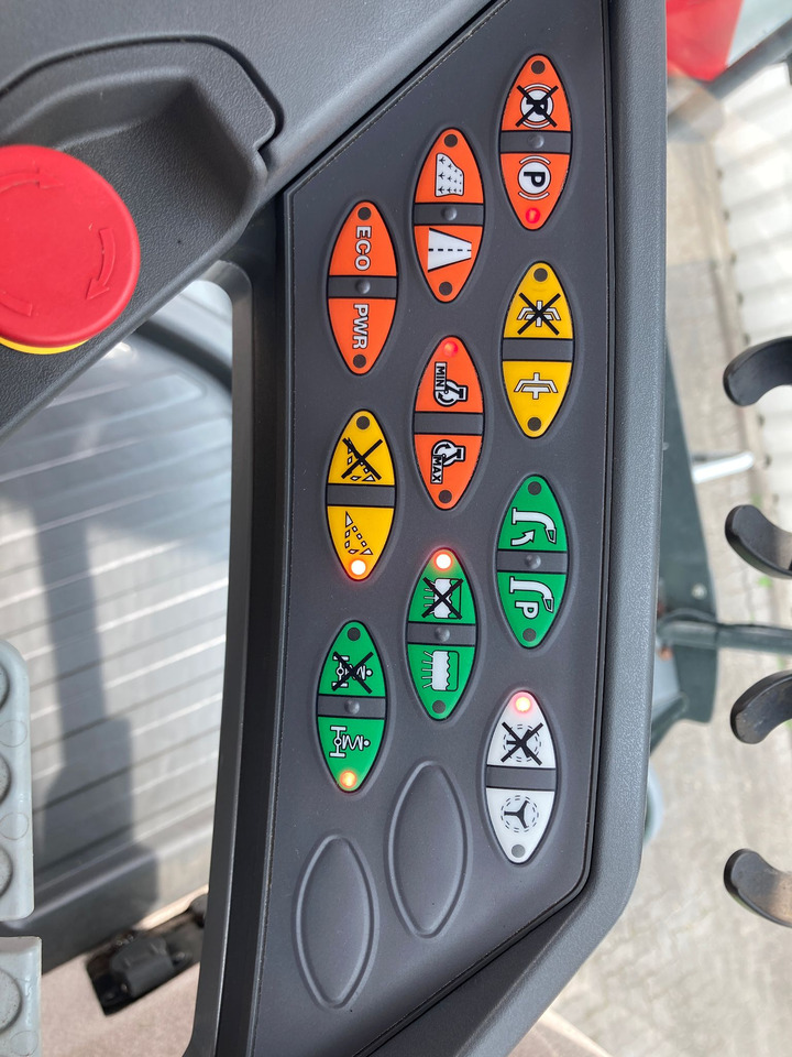 Fendt Katana 65 S4 - حصادة: صورة 5 Fendt Katana 65 S4 - حصادة: صورة 5