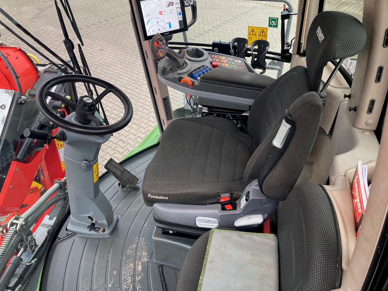 Fendt Katana 650 Gen3 - 28 Messer - حصادة: صورة 4 Fendt Katana 650 Gen3 - 28 Messer - حصادة: صورة 4