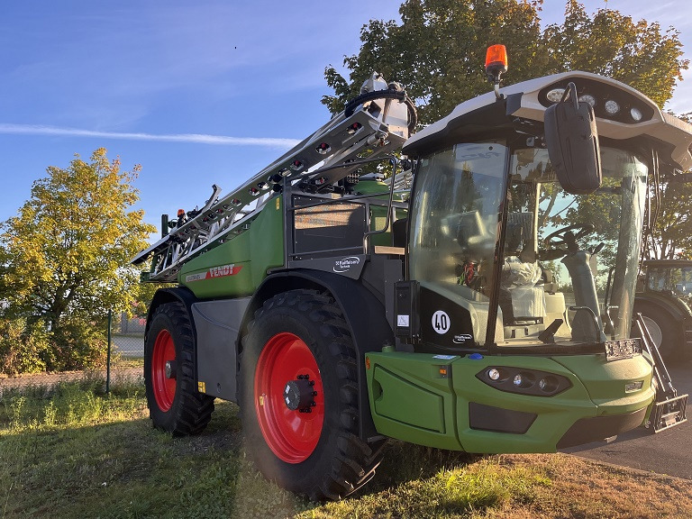 Fendt Rogatoren 655 - بخاخ ذاتية الدفع: صورة 3 Fendt Rogatoren 655 - بخاخ ذاتية الدفع: صورة 3